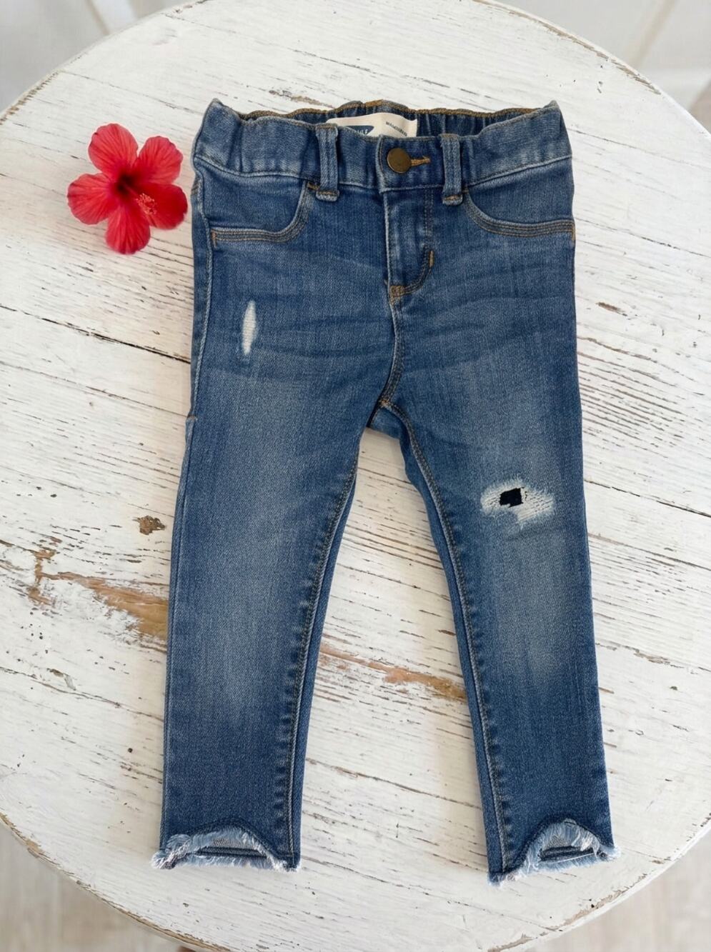 Old Navy Toddler Girl Ballerina Skinny Jeans Distressed Frayed Hem Sz 2T Est